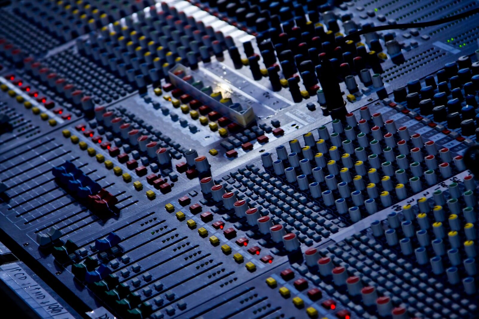 LOK_gyoumuyoumikisa-_TP_V